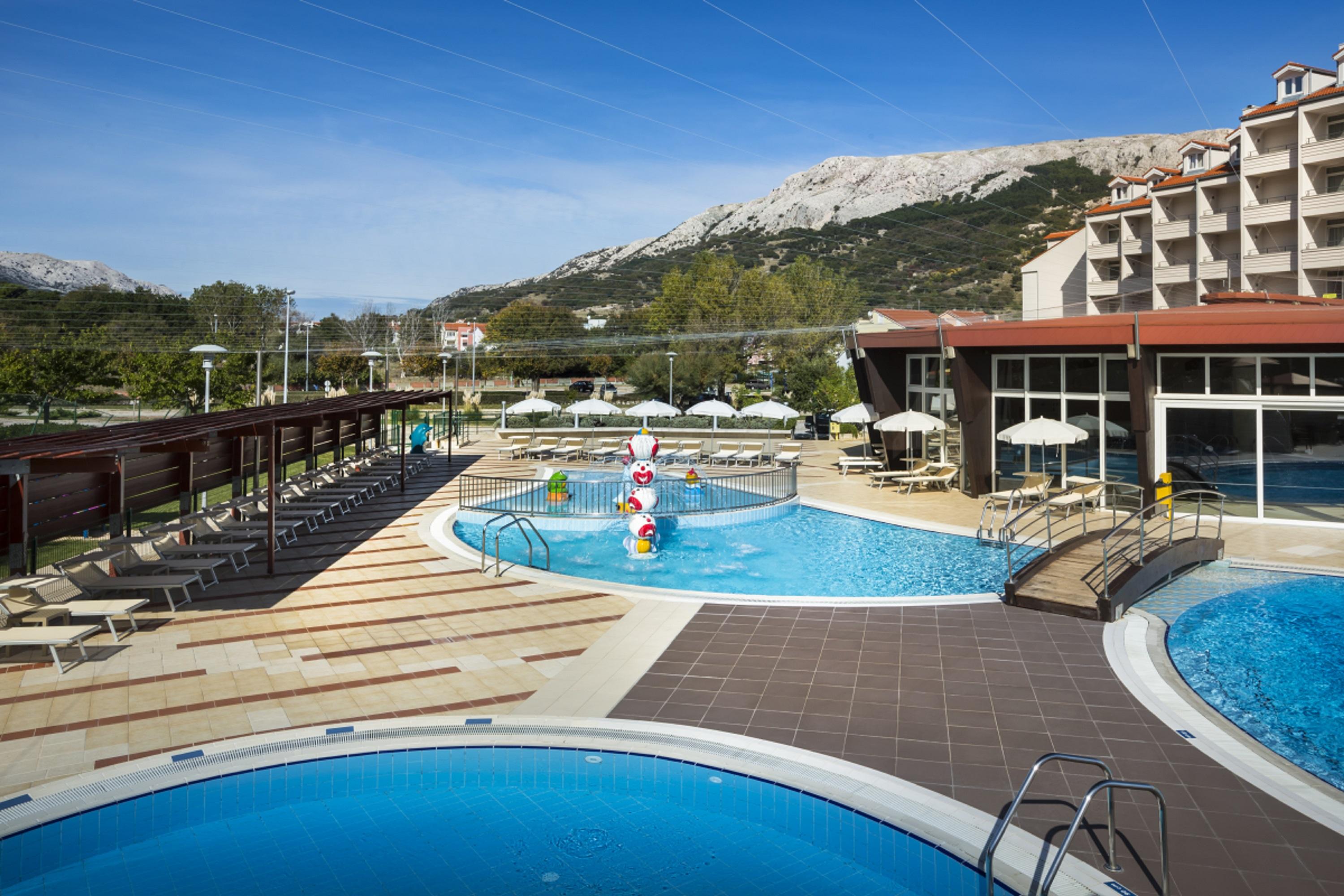 Valamar Villa Adria Башка Экстерьер фото