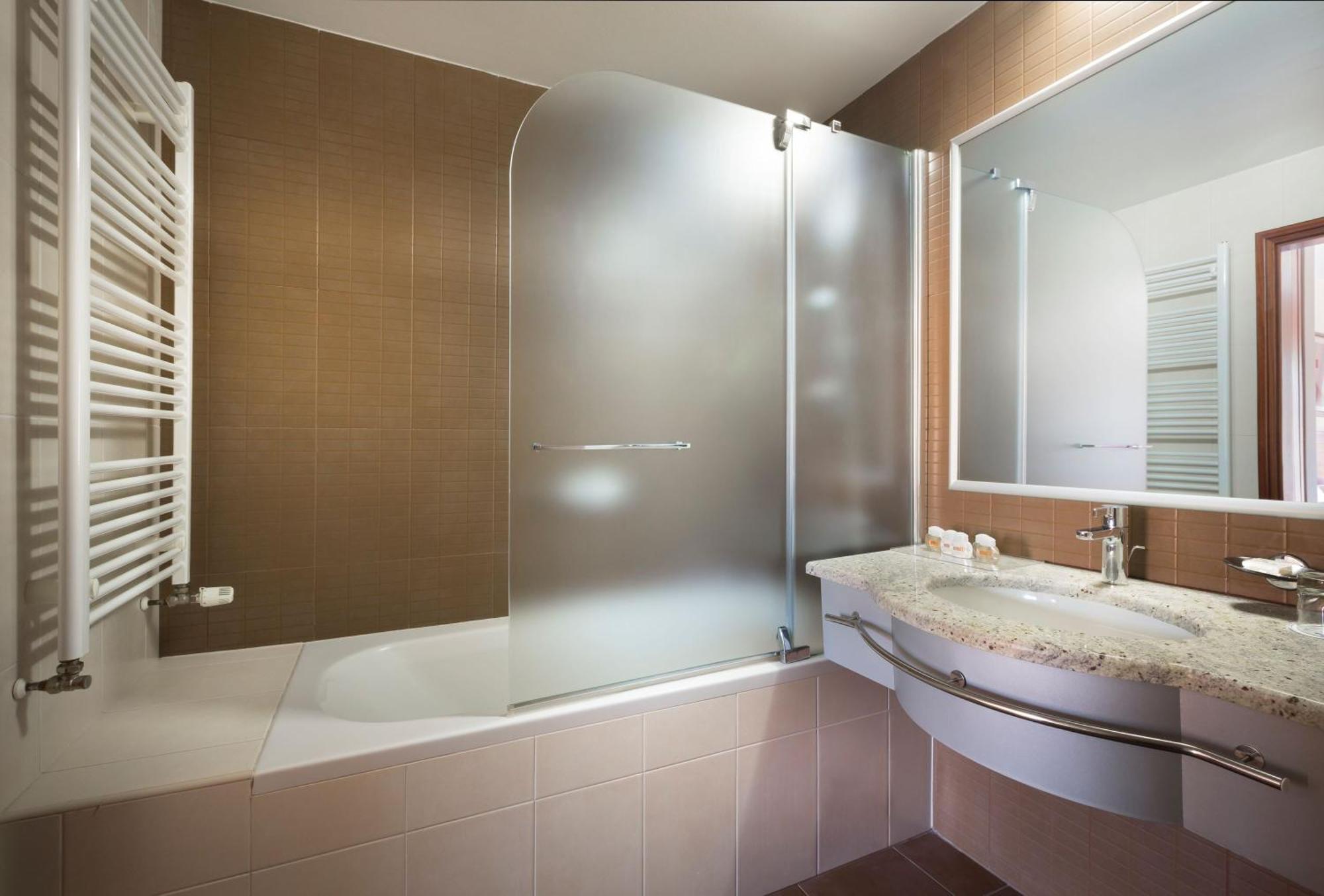 Valamar Villa Adria Башка Экстерьер фото